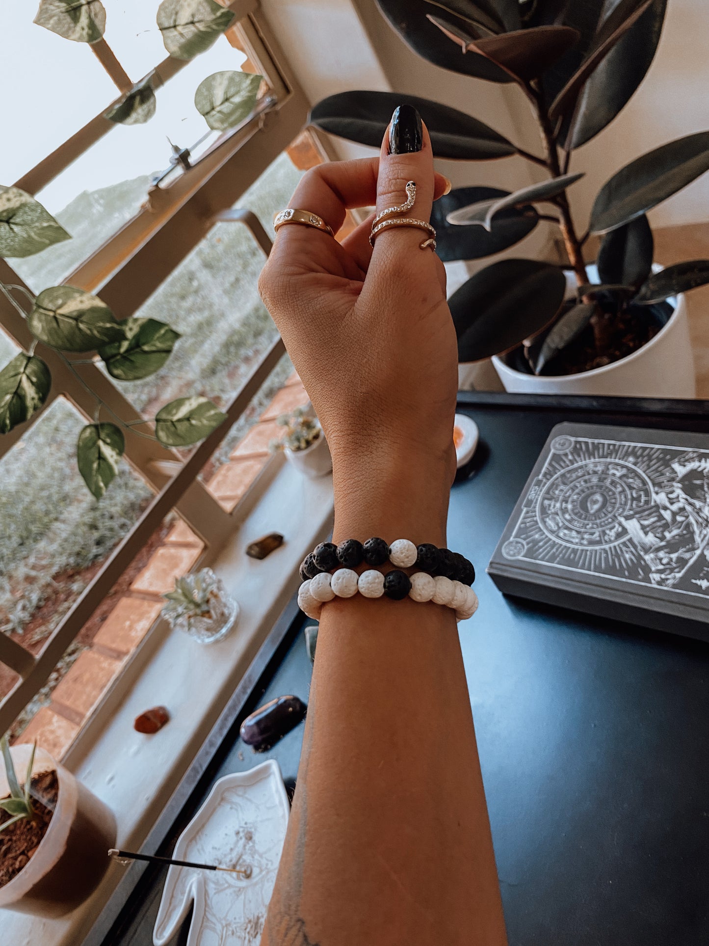 Yin Yang Female Lava Stone set